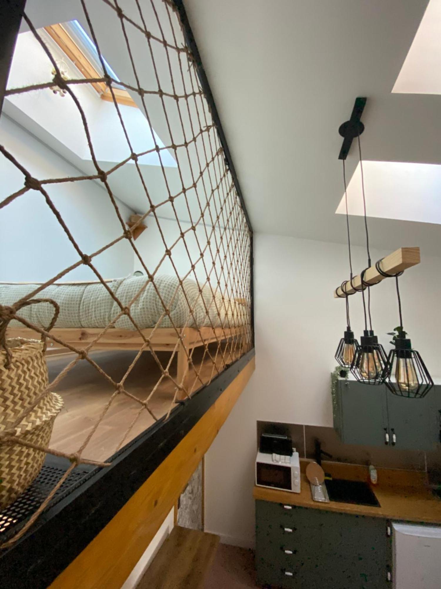 Bienvenue Chez Jules *Verne* Amiens Exterior foto